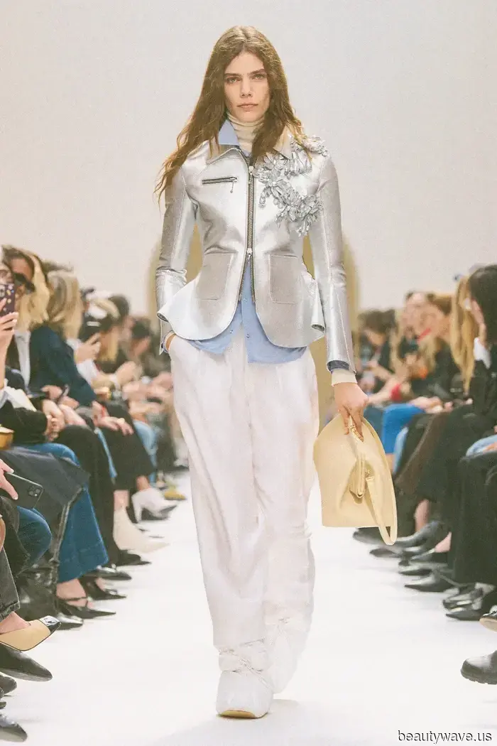 2026 È l'Era della Clutch Quotidiana: Non Complicata, Casual, Ma Ancora Così Elegante