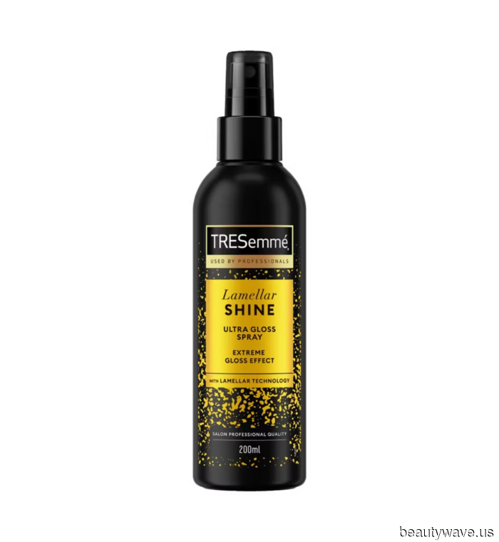 It's Official: Bratty Little Side Bangs Have Made a Comeback (and They're Better Than Before)