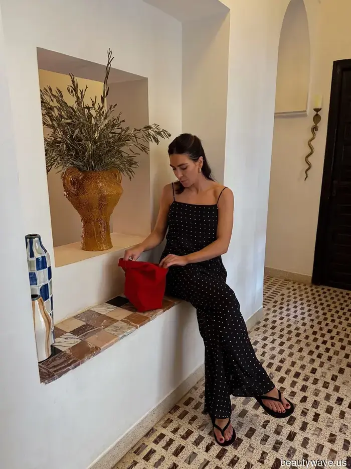 Soy una Editora de Moda Minimalista, Pero Estas Tendencias de Estampados Merecen Cambiar los Pantalones Negros.