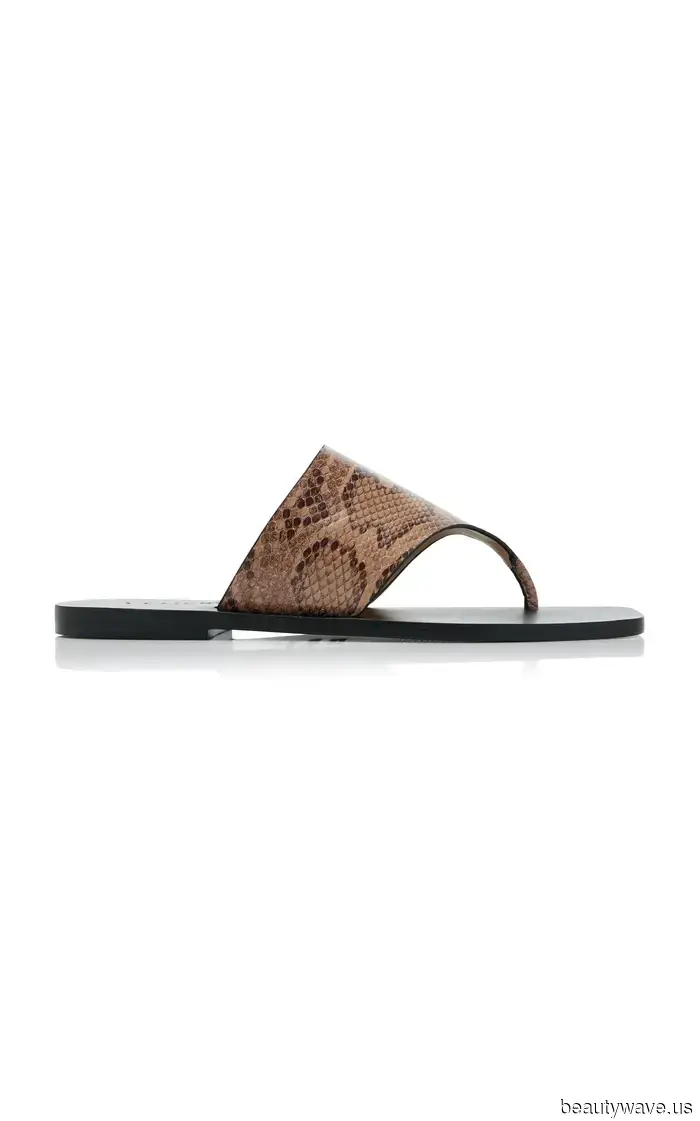 I’m declaring that these will be the most sought-after sandals of 2026.