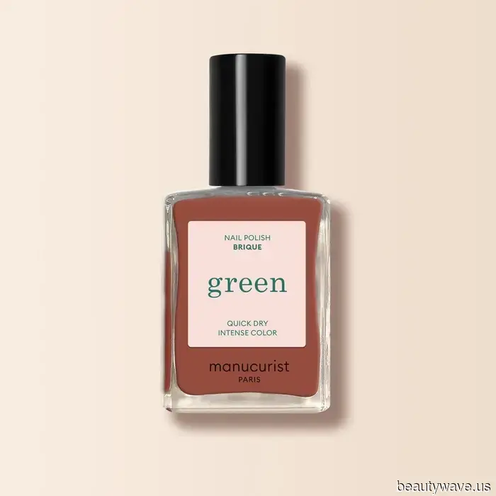 The Most Stylish Individuals Are Choosing This Luxe-Looking Nail Color for Their Toes This Spring.