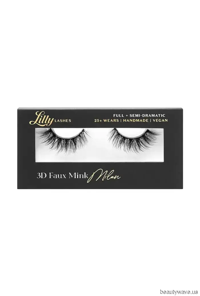 Olivia Dean's Beauty Styles Channel Ultimate Rom-Com Vibes: 9 Instances That Captivated Us