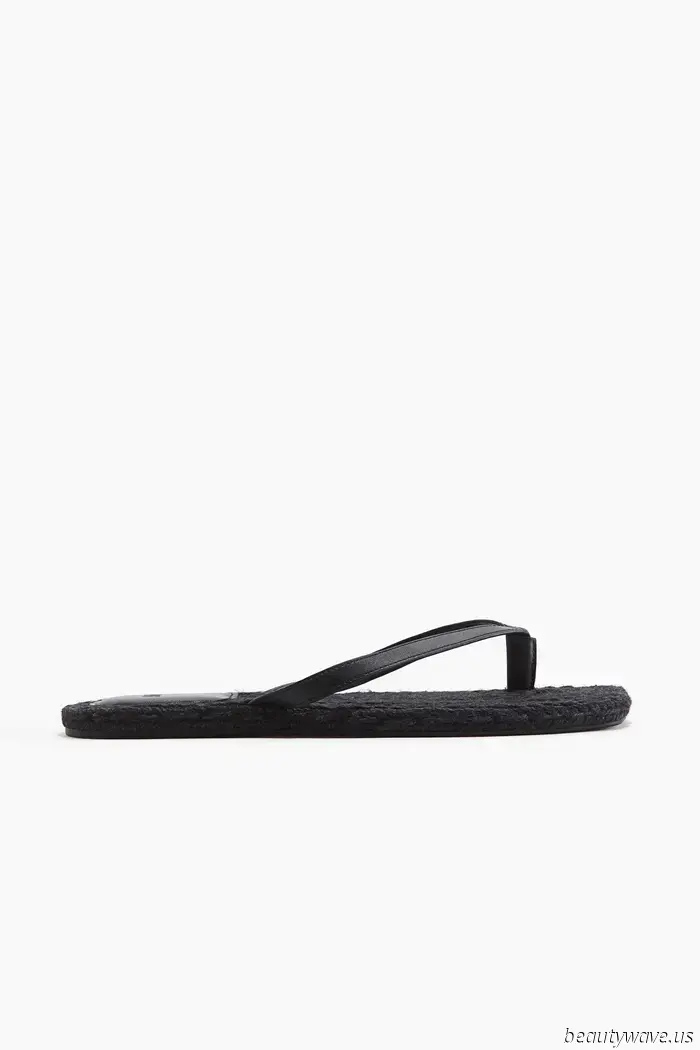 Tenere le scarpe da ginnastica: * Questo * È l'elegante tendenza scarpa moda persone indossano con leggings per Pilates