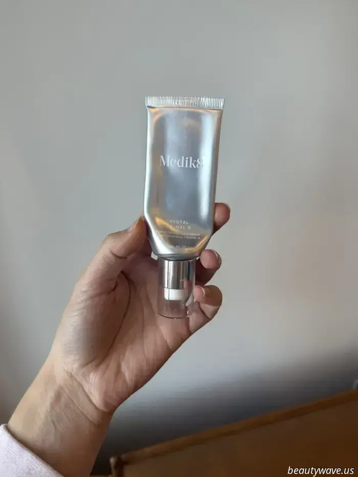 Sono una Beauty Editor, quindi finire i prodotti di skincare è la mia più alta forma di lode—11 che stanno per finire