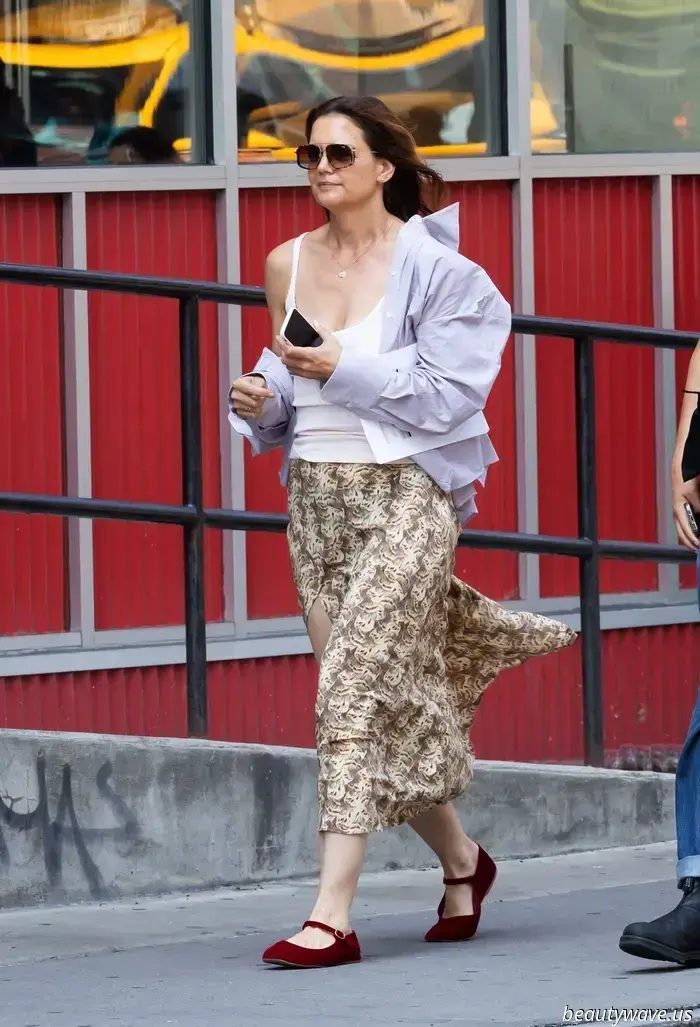 This lovely flat shoe enhances midi skirts and dresses in ways that sneakers never can.