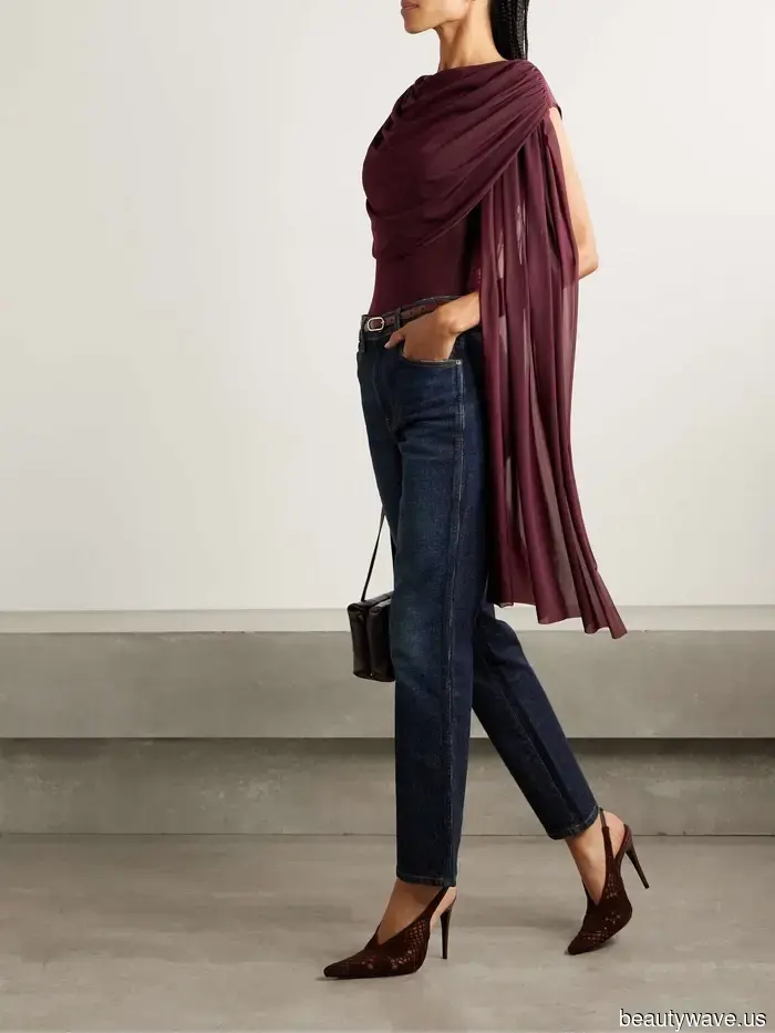 If you’re sporting any of these Spring/Summer 2026 trends right now, I’ll recognize that you’re ahead of the game.