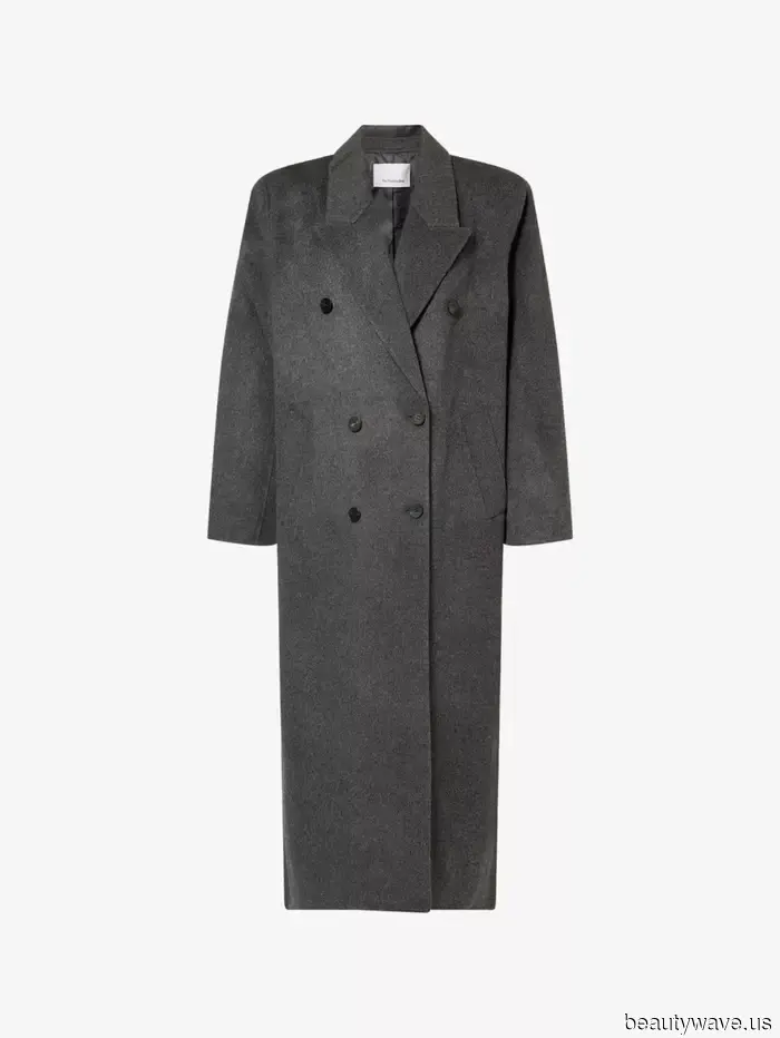 Questo è il trucco di stile per l'abbigliamento esterno a cui le donne francesi si stanno rivolgendo questo inverno