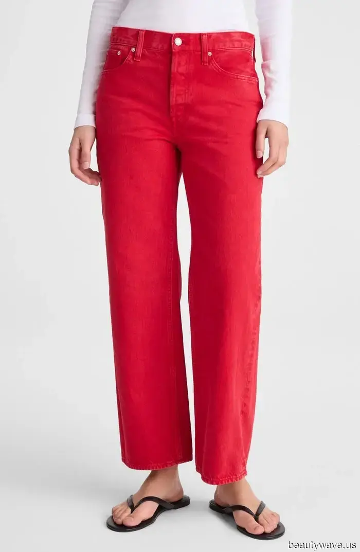 Está aquí: El color de pantalón y jeans más genial para usar con la mayor tendencia de zapatos planos de 2026.