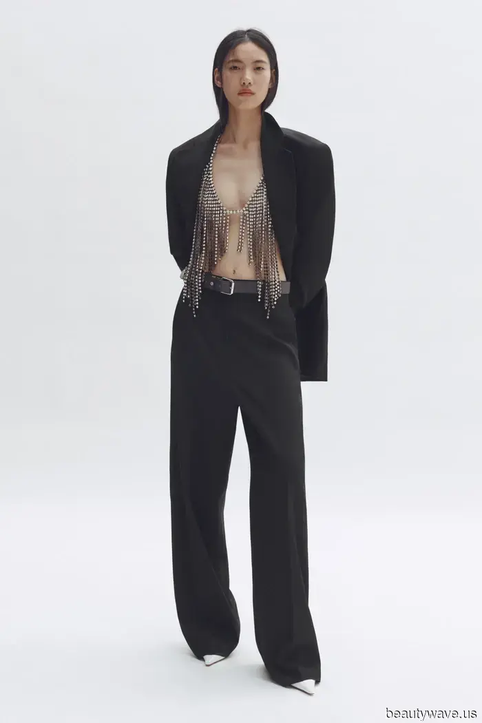 H&M X Stella McCartney è ufficialmente qui&mdash;15 pezzi eleganti che prevedo si esauriranno entro l'ora di pranzo