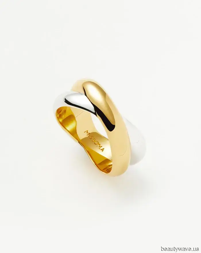 I usually don’t take advantage of sales, but I’m making an exception for the earrings that Sienna Miller loves.