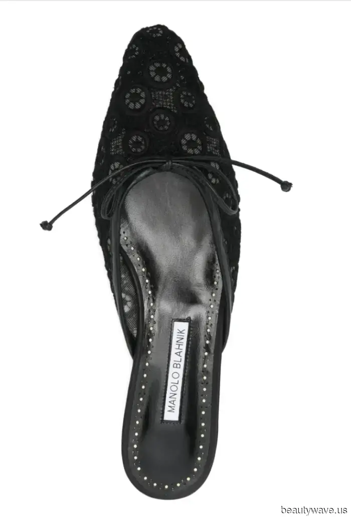 Ob es dir gefällt oder nicht, das ist der Sandalen-Trend, den coole Mädchen diesen Sommer mit Shorts, Jeans und Kleidern stylen.