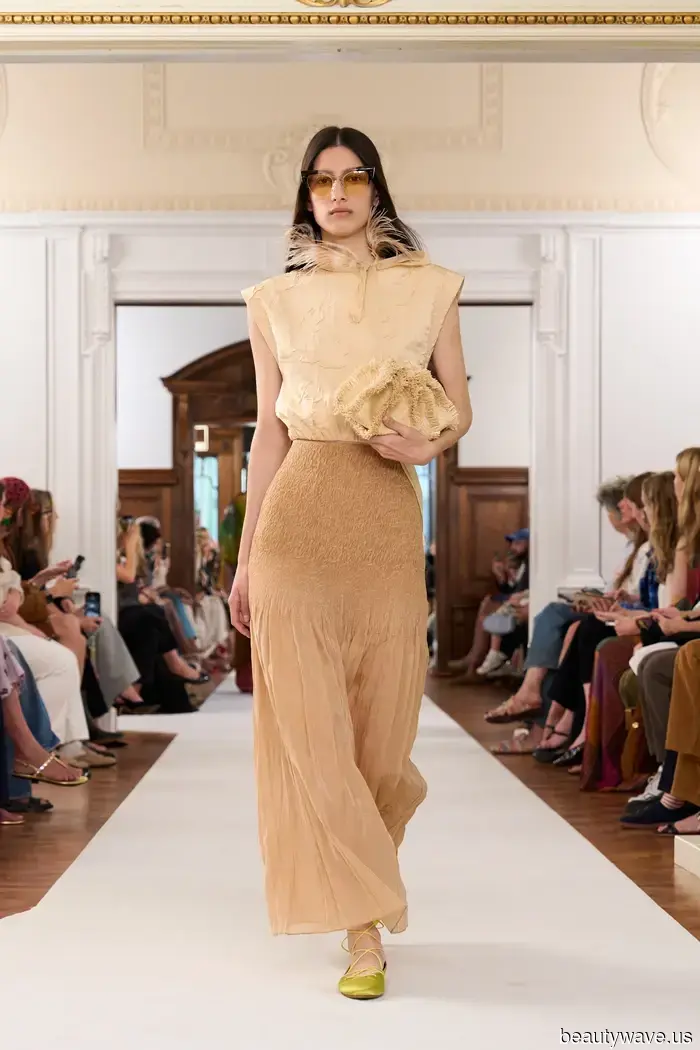 All the experiences, outfits, activities, and meals of the Who What Wear editors during NYFW.