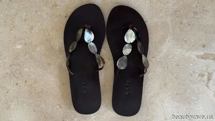 My Most Stylish Coworker Gave Me a Heads-Up—This '90s Sandal Trend Will Take Over for Ballet Flats This Summer.