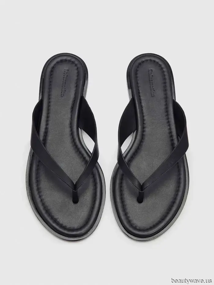 Jennifer Aniston ha appena indossato la tendenza delle scarpe minimaliste che ha stilato sin dagli anni '90.