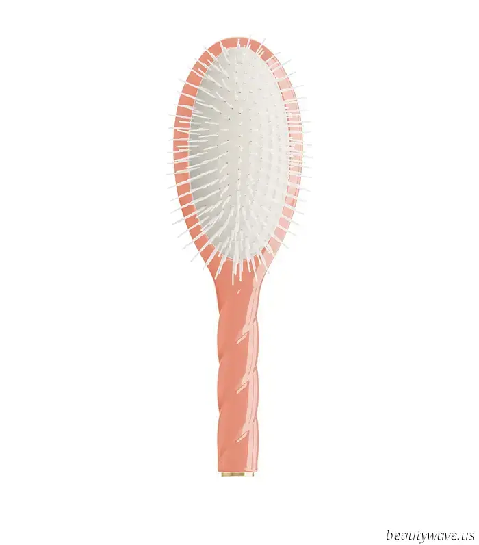 Apologies Labubu, this French hairbrush is the most stylish handbag accessory favored by fashionistas.