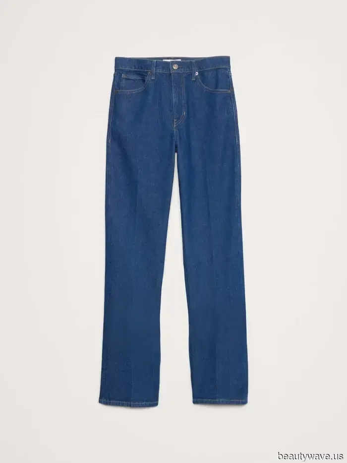 I’m 5’0” — These Are the Only Jeans That Meet My Petite Standards