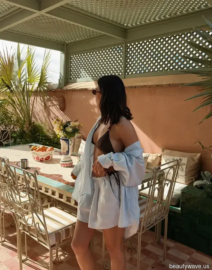 No, non jeans e t-shirt, le ragazze alla moda sanno che questo due pezzi senza tempo è la chiave per un outfit estivo chic.