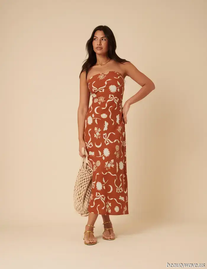 I'm 5' 2" and have difficulty finding dresses that fit well—yet I consistently return to this one brand.