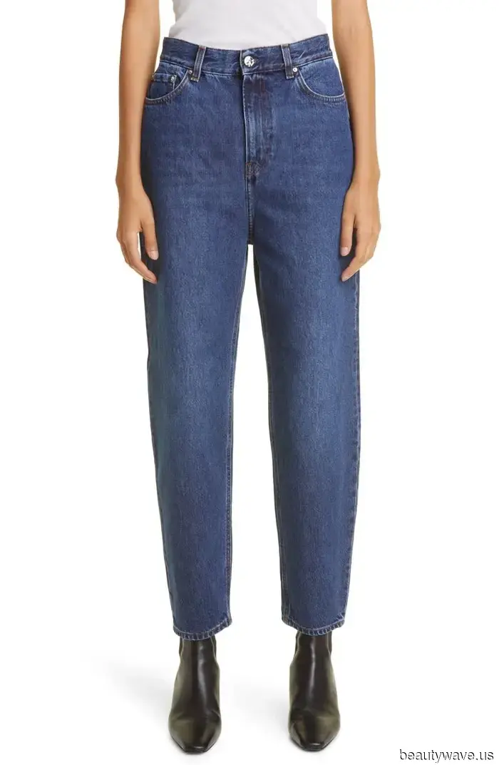 For those who have a penchant for luxury but are working with a limited budget, check out these 30 designer clearance finds from Nordstrom.