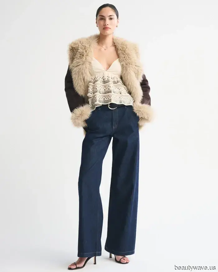 While black coats are nice, fashion enthusiasts in Paris, London, and NYC understand that these color trends exude much more elegance.