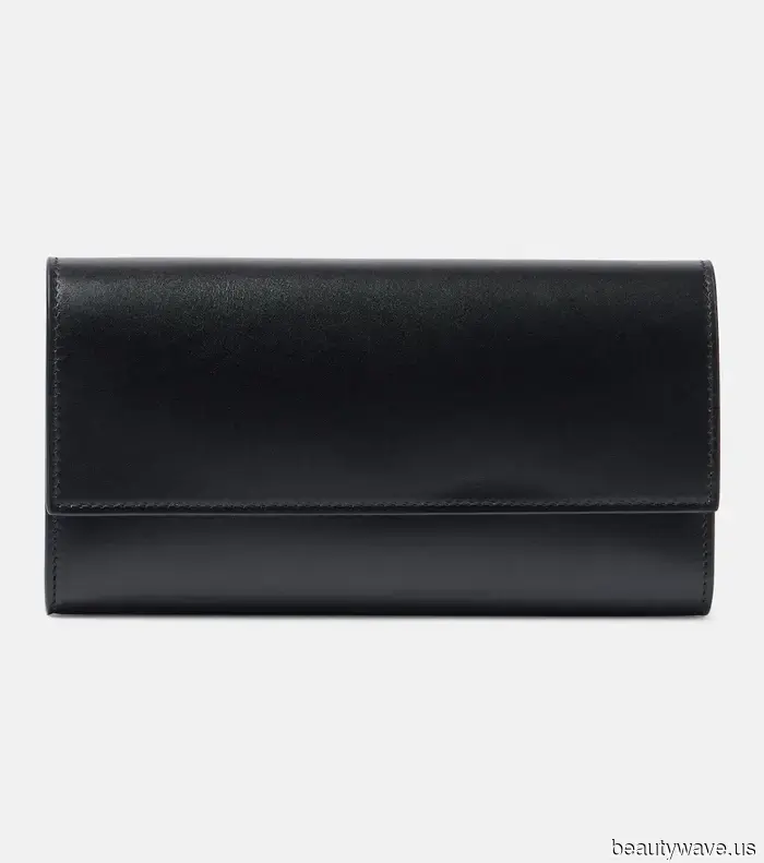 If I’m going to sport a belt bag, I want it to be one of these 21 top designer options.