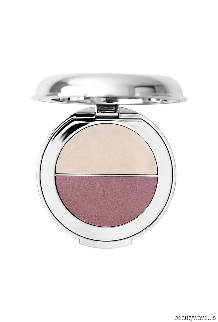 Fig Girl Fall Is Now Officially Here: Here's How to Perfect the Jammy Trend, Covering Everything from Fragrance to Skincare.