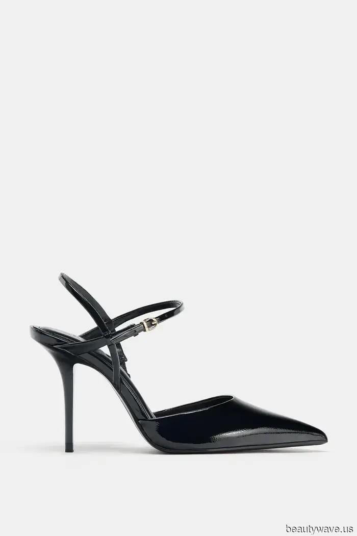 Seen in New York—This Controversial Technique is the Hottest Way to Wear Heels at the Moment.