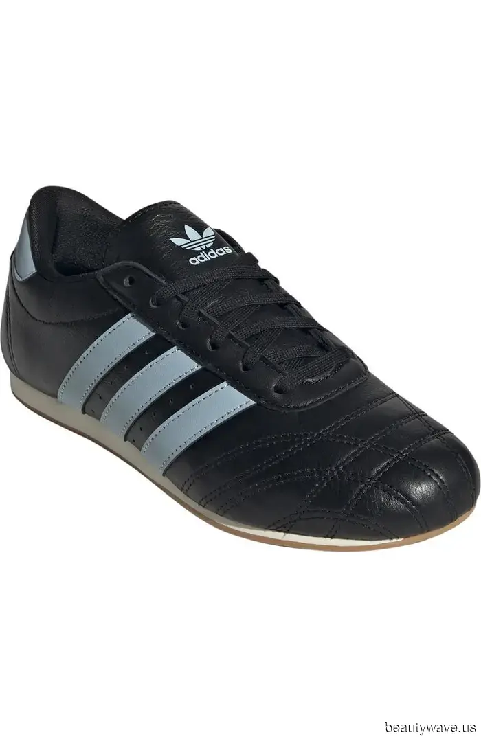 Sono un Editor di Shopping e sto facendo Live Shopping per il Saldo del Black Friday di Nordstrom&mdash;Non riesco a smettere di pensare a questi…