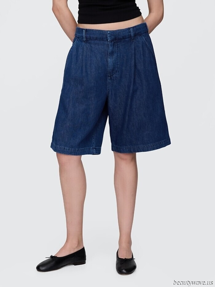 A Fashionista from New York Visits Gap—23 Items They'd Choose for Summer.