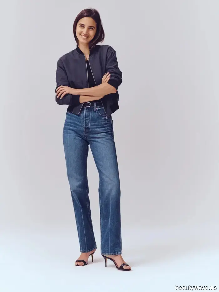 Halten Sie die hellblauen Jeans&mdash;Die Menschen in Paris wissen, dass dieser Denim-Trend für den Herbst weit überlegen ist.