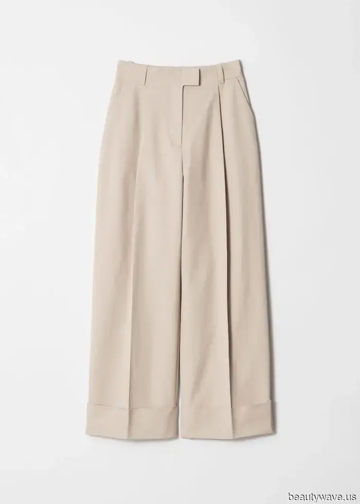 The "Dull" Pant Trend for Fall 2025 That Stylish Individuals Are Swapping Their Black Trousers For