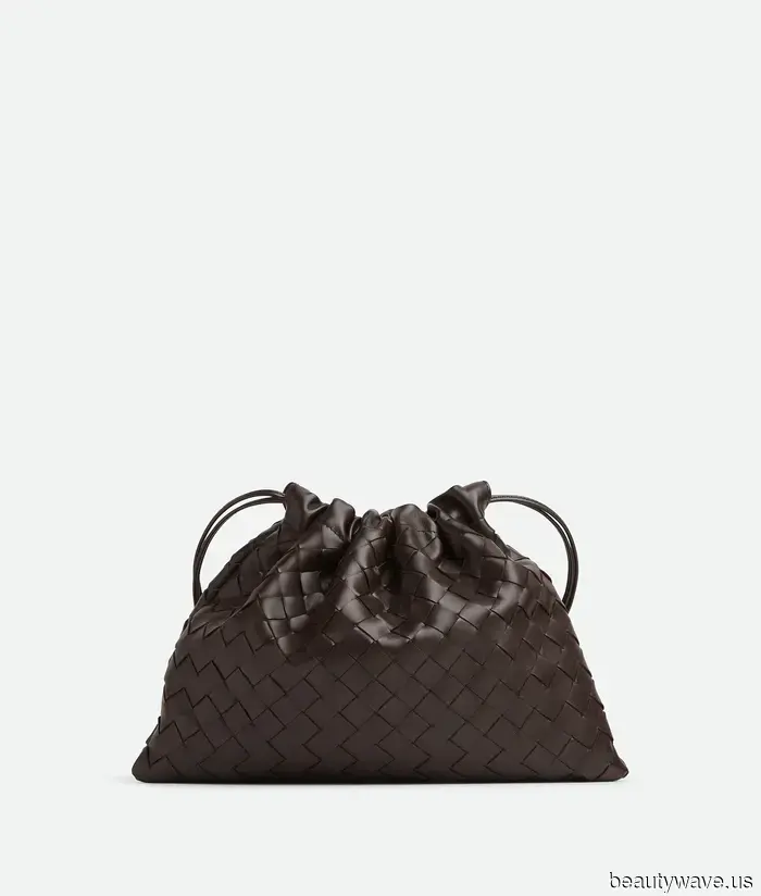 First Prada, now Zara: Anticipate that sophisticated dressers will be sporting this stylish bag trend this spring.