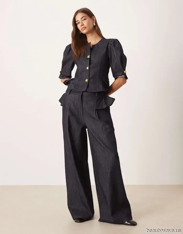 Los jeans peplum son la tendencia de denim más controvertida de 2026, y H&M acaba de lanzar una versión de $40.