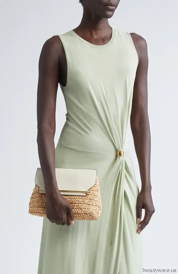 Face the Facts: These 8 Bag Trends Became Outdated in 2025