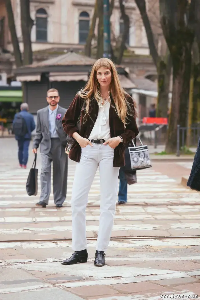 Investigué las formas en que las chicas it están usando jeans en 2026&mdash;Esto es exactamente cómo