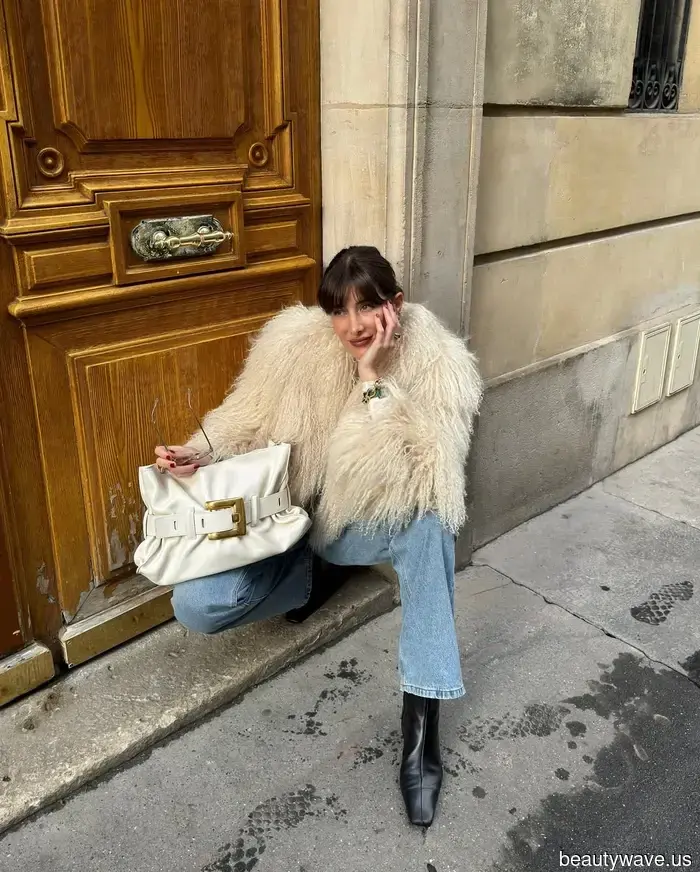 I just returned from Paris—here are the outfit combinations with jeans, coats, and boots that I noticed on every stylish woman there…