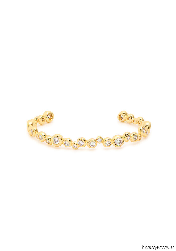 I'm searching for a simple method to enhance my wardrobe this summer—this unbelievably stylish jewelry trend is the answer.