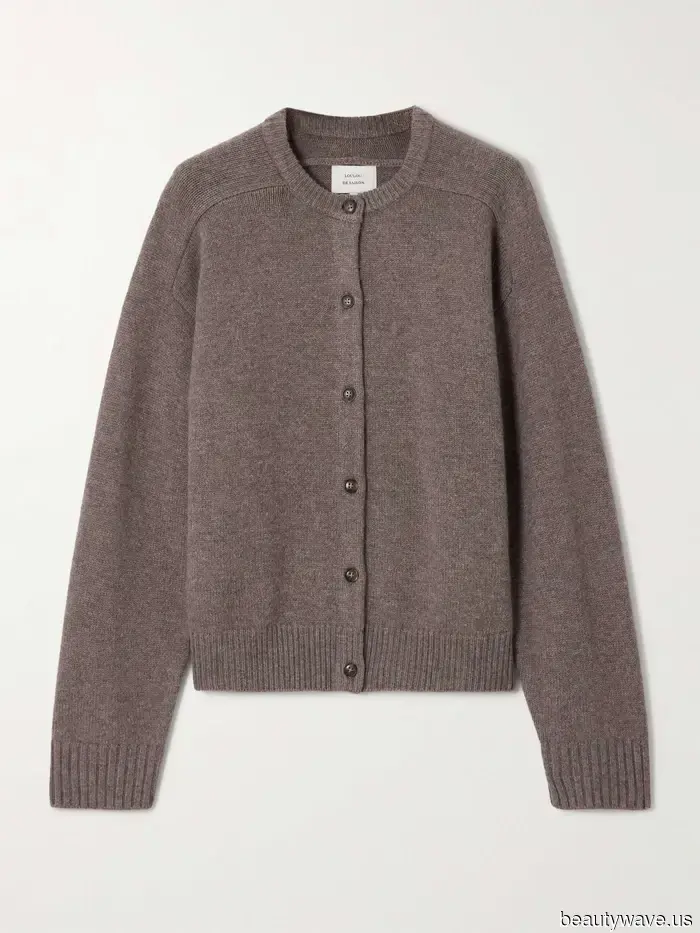 Who What Wear editors shared with me their top 25 fashion discoveries for this month.