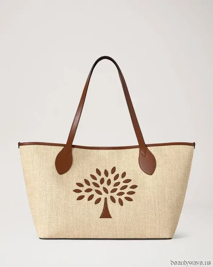 Neither Leather nor Suede—This Is the Sophisticated Bag Trend Stylish Women Revisit Each Summer