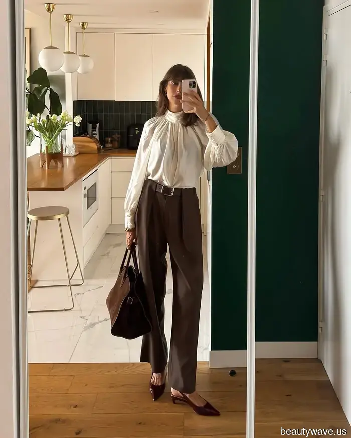 This stylish color combination is trendier than beige and black and is poised to take over fall wardrobes.