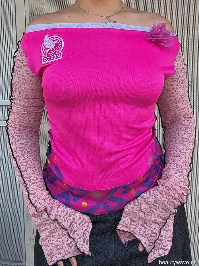 As a Fashion Editor who is passionate about football, here are 5 trendy styles you should be aware of to become a World Cup expert.