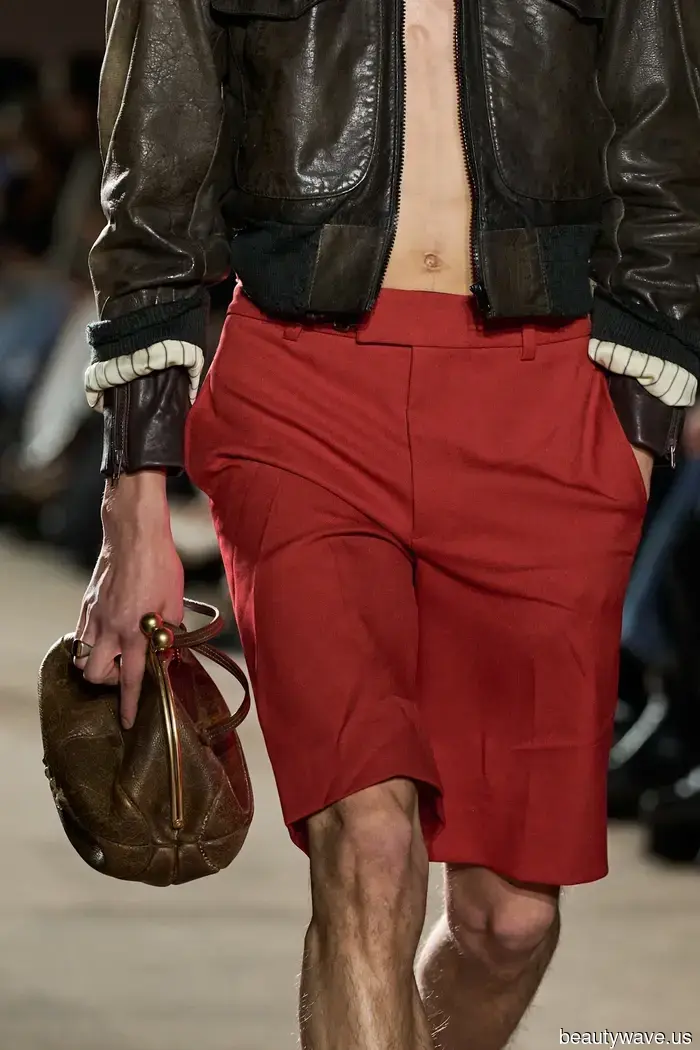 Observed in Chicago: The Jacket Trend Set to Overtake Leather Blazers and Bombers.
