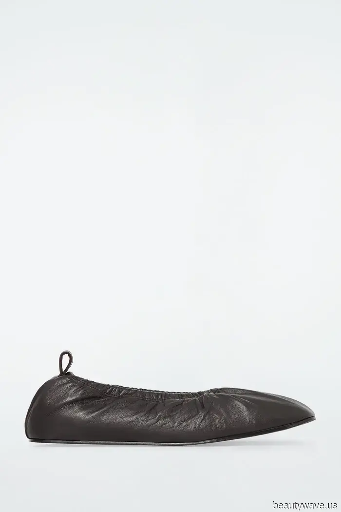 Non infradito, non tacchi&mdash;Queste sono le scarpe preferite dalle ragazze francesi da indossare con i vestiti