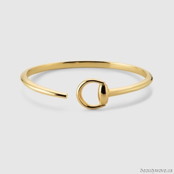 I'm searching for a simple method to enhance my wardrobe this summer—this unbelievably stylish jewelry trend is the answer.