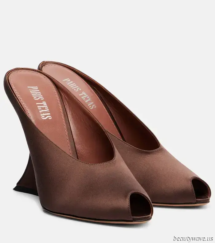 This is the "Outdated" Heel Trend to Choose Over Basic Pumps for Trendier Looks This Fall.