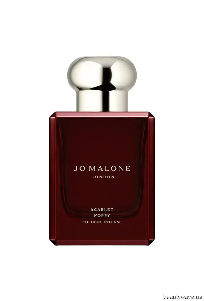 The Opera Aesthetic is Set for 2026—20 Beauty Essentials That Reflect Light-Filled Stages and Plush Velvet Seats.