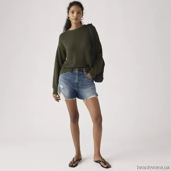 These Levi's® shorts are ideal for the transition from summer to fall.
