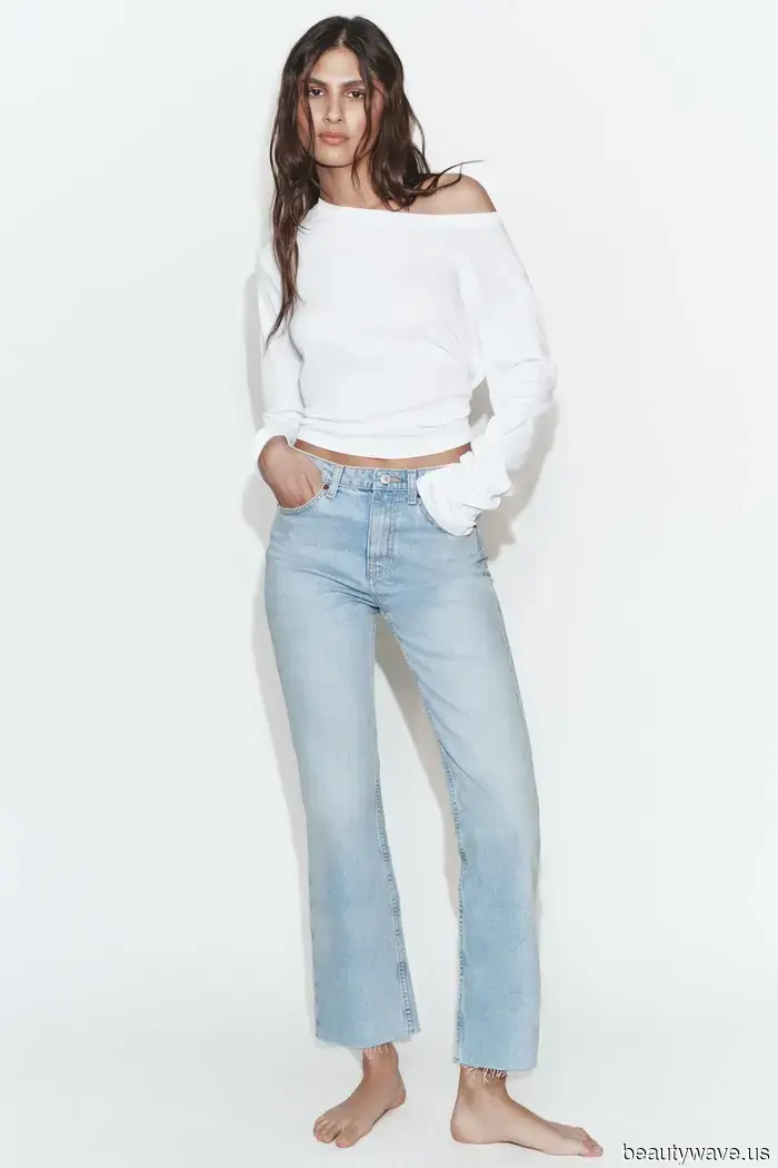 If you're looking for summer jeans outfit ideas, here are the 6 styles that French women are frequently sporting.