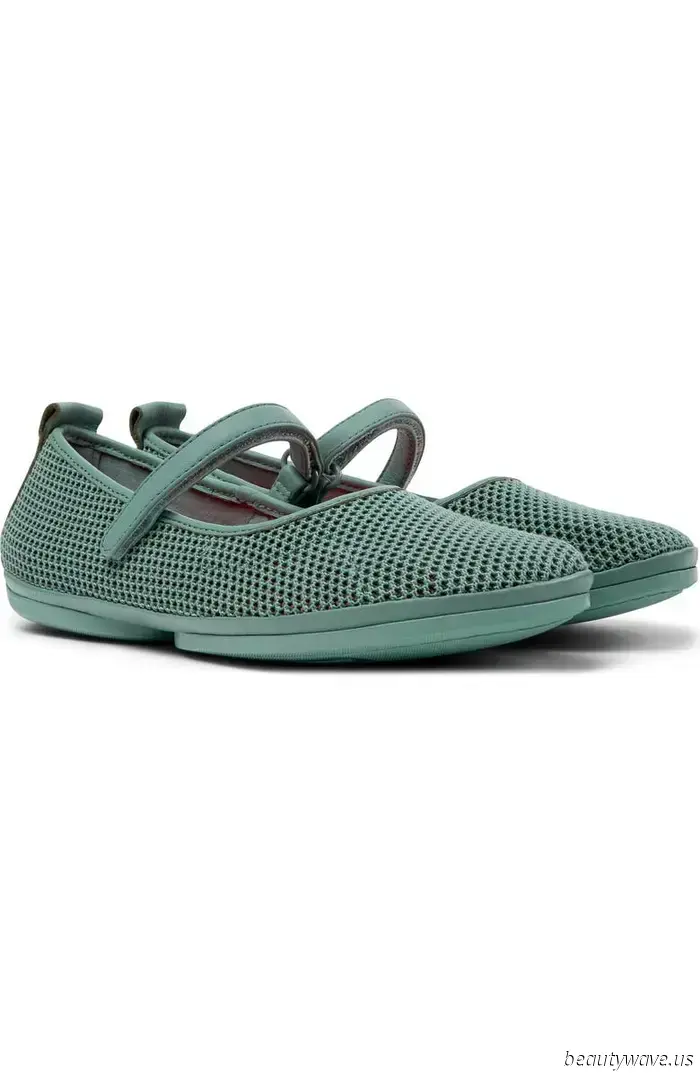 Fashion enthusiasts are purchasing these 4 flat shoe trends at Nordstrom this summer.