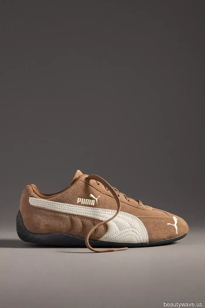 The Specific Sneakers That Everyone With Great Style Will Be Sporting This Fall